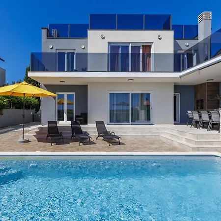 Villa Serenissima By Interhome Ližnjan