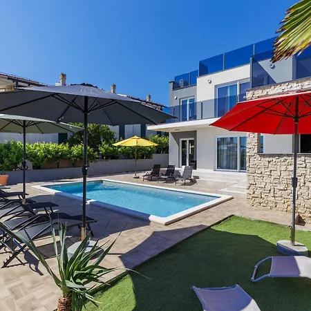 Serenissima By Interhome