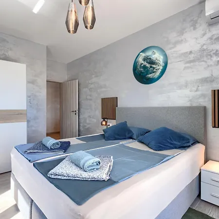 Serenissima By Interhome Villa Ližnjan