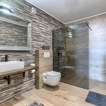 Serenissima By Interhome Vila Liznjan