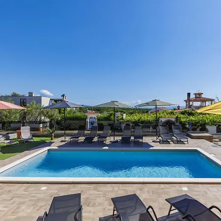Vila Serenissima By Interhome